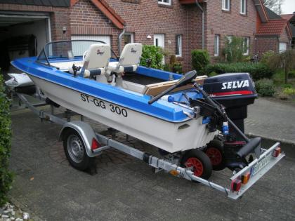 Angelboot, Motorboot, Freizeitboot mit Trailer, Außenborder und viel Zubehör