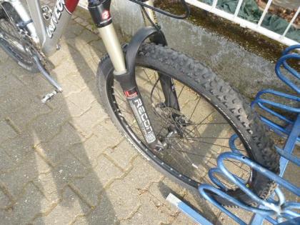 (120) 27 Gang Gabel u Sattel gefedert Scheibenbremse mit Öl