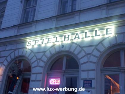 BERLIN* Leuchtkasten, Leuchtwerbung, Leuchtschild, Gravurschild, Ladenwerbung, L