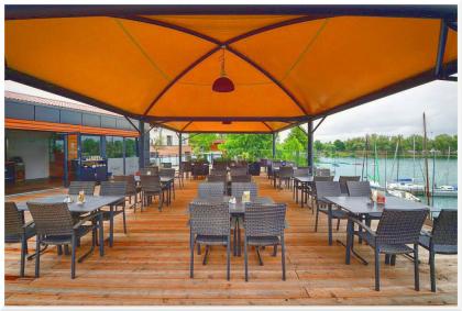 Pavillon Dubai Stahl personalisierte Farben professionell neu Zelt 7, 5x5, 5