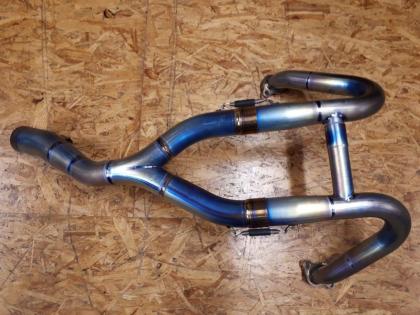 Akrapovic Titan Komplettanlage BMW R1200GS LC