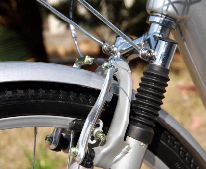 Elektrofahrrad Fahrrad E-Bike Silber Elektro Motor Pedelec 26 Neu