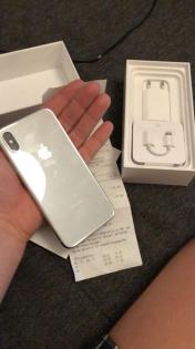 IPhone X 256 Go neu 630€