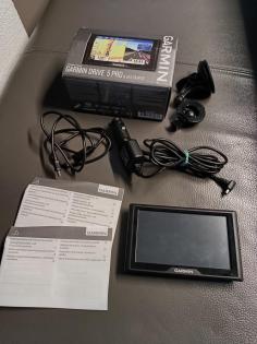 Garnim Drive 5 Pro & live Traffic / 5 Zoll Navigator Europa
