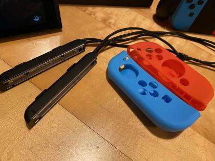 Nintendo Switch Konsole mit Joy-Con