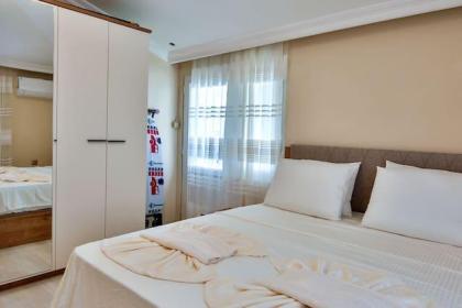 TOP Ferienwohnung-2 im Zentrum von Antalya/ Lara Türkei