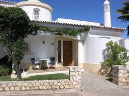 Exklusive Ferienwohnungen und Villen im sonnigen Portugal