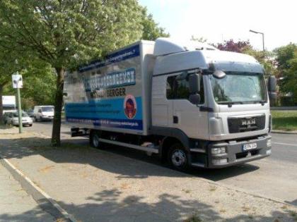 Möbellift vermietung mit Bediener in Berlin und Brandenburg Möbelaufzug