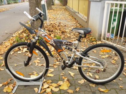 (226) 21 Gang Gabel u Sattel gefedert UNIVEGA 24 Zoll RH 37