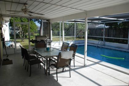 FERIENHAUS MIT POOL FÜR 2 PERSONEN IN NORTH PORT, FLORIDA