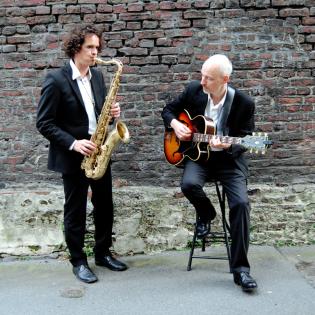 SAXOPHONIST FÜR IHR EVENT-SOLO-DUO-BAND-lounge-pop-rock-klezmer-jazz-blues