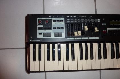 HAMMOND SK-1 Orgel_Piano_Stage Keyboard 61 Tasten, Zugriegel
