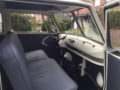 Hochzeits Oldtimer Volkswagen Bulli mieten T1 Grau Weiss Brautwagen