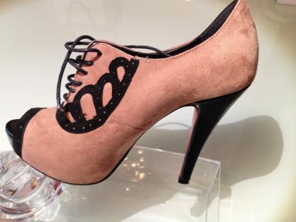 Sexy Italienische Pumps,  Stiefeletten mit Absatz, Plateau