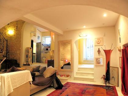 Exklusives Apartment  in einem provenzalischen Dorf