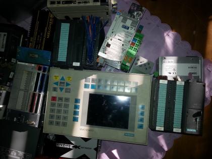 SET zu verkaufen Simatic Bosch Lenze etc auch einzeln