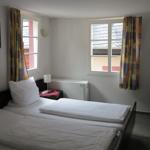  	Hotel- und Gaststätten mitarbeiter