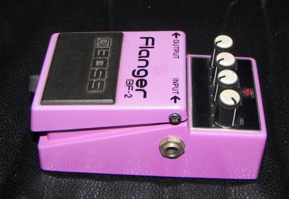 BOSS BF-2 Flanger Effektgerät *Gitarreneffekt, Effecte, Bodentreter