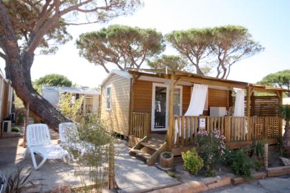 EXCLUSIV Chalets auf Kon Tiki Urlaub am Strand von st Tropez