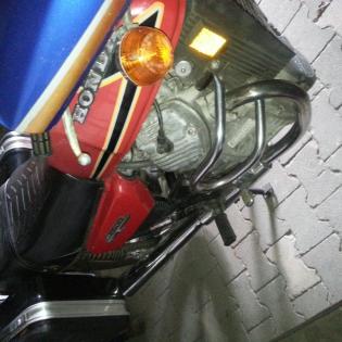 Hey ich biete hier ein Honda cx 500 zum verkauf an