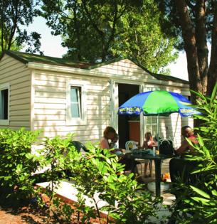 Vermittler für Campingurlaub