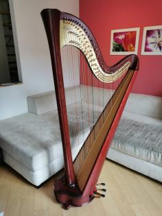 Pedalharfe Salvi Daphne 40 Saiten Mahagoni