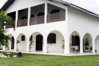 Haus in Europäische Baustil in Maric  Rio de Janeiro - Brasil.