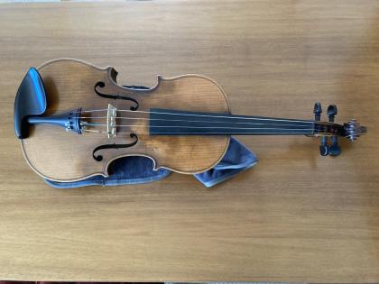Viola / Bratsche von Anton Hüller aus Böhmen