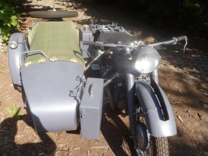 BMW R 12 WH mit Seitenwagen