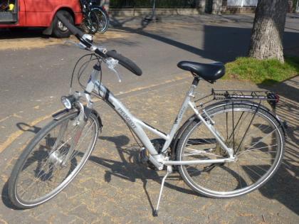 (62) 21 Gang PEUGEOT 28 Zoll Rh 50 ALU-RAHMEN Nabendynamo