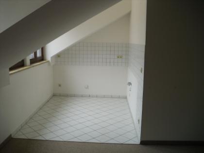 Dachgeschoßwohnung mieten in Chemnitz-Schloßchemnitz/Lohrstrasse