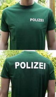 Polizei-Uniformen alt für Fasching gebraucht einzeln oder zusammen