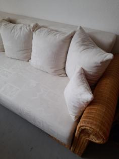 Schlafcouch in weiss