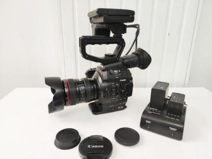 Canon Eos C300 Professionnel Camcorder