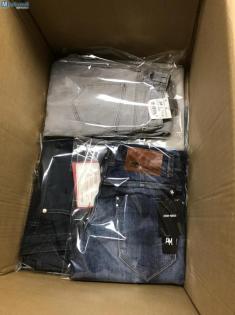 Markenbekleidung Restposten Mixpakete Adidas, Replay, Puma, Vero Moda etc.