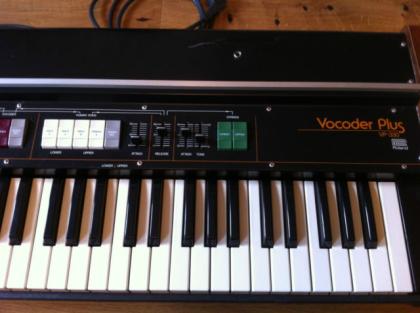 Roland VP330 Vocoder Plus Mk1 / Legendary String Machine + Vocoder VP 330 