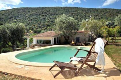 2018 Schönes Ferienhaus mit Swimming-Pool bei Monopoli, Apulien, Süditalien