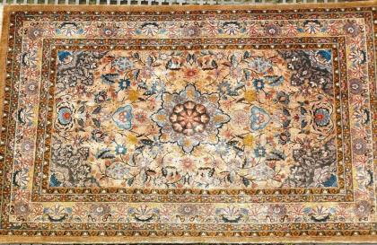 Palastteppich China Seide 5 Mil. Knoten 250x200. T129