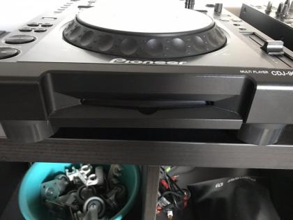 2x Pioneer CDJ 900 Nexus + 1x Pioneer DJM-900NXS2