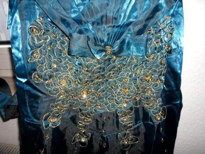 Abendkleid türkis gr. 46 mit schulerschal. neu