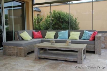 Stylische Bauholz Lounge-Eckbank Leverkusen von www.exklusivdutchdesign.de