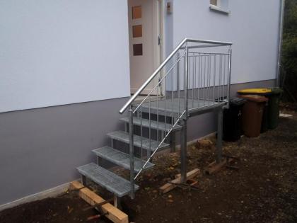 Metallzaun, Metalltreppen, Tor, Tore, Gelander