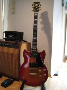 Biete Klassiker: Yamaha SG2021