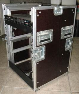 Mixer- / Amp-Rack incl. Zubehör