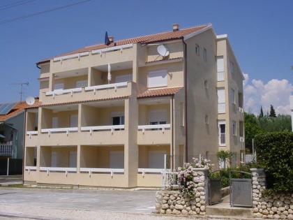 Schöne Ferienwohnung direkt am Meer - Kroatien Sv. Filip Jakov