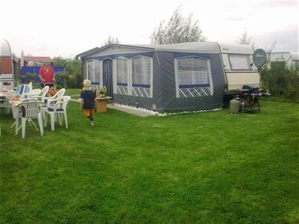 2 Wohnwagen Inklusive stellplatz miete2021 dauercamping