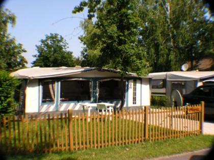 Wohnwagen mit ausgeb. Vorzelt am Balaton zu vermieten!