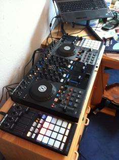 2 x Traktor Kontrol F1