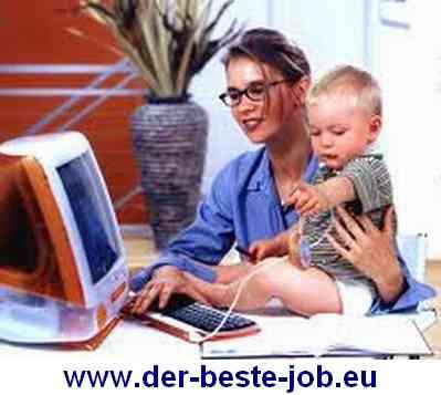 Heimarbeit am PC, Online-Job im Home Office, Bürotätigkeit als Heimarbeit