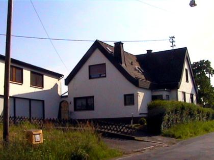 Schönes Mehrfamilien- bzw. Mehrgenerationen-Haus zu verkaufen